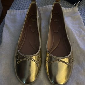 Gold color flats